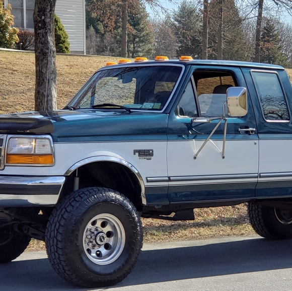 Meet your Posher, James - Picture 2 of 2